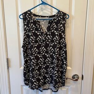 LOFT Black and White Floral Blouse